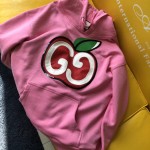 Gucci Hooded sweatshirt with GG apple print 610160