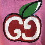 Gucci Hooded sweatshirt with GG apple print 610160