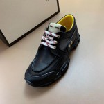 Gucci Lace-up shoe in leather and nylon 576048 black