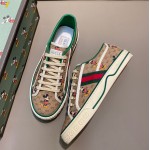 Disney x Gucci Tennis 1977 sneaker with Web 606111