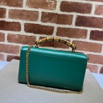 675794 Gucci Diana small shoulder bag green