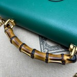 675794 Gucci Diana small shoulder bag green