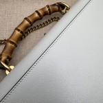 675794 Gucci Diana small shoulder bag white