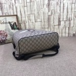 Gucci Bee print GG Supreme backpack 419584